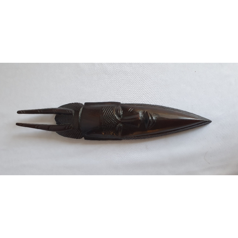 Afrikaans donker bruin houten masker met 2 punten